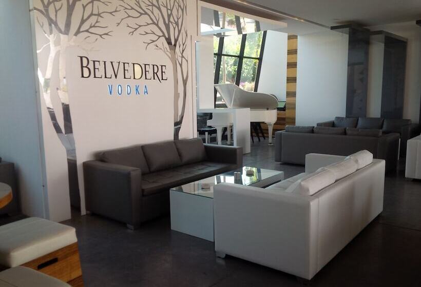 Veer Luxury Boutique Hotel & Beach Club