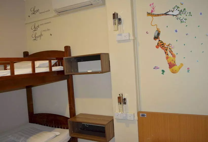 Mercury Backpackers Hostel