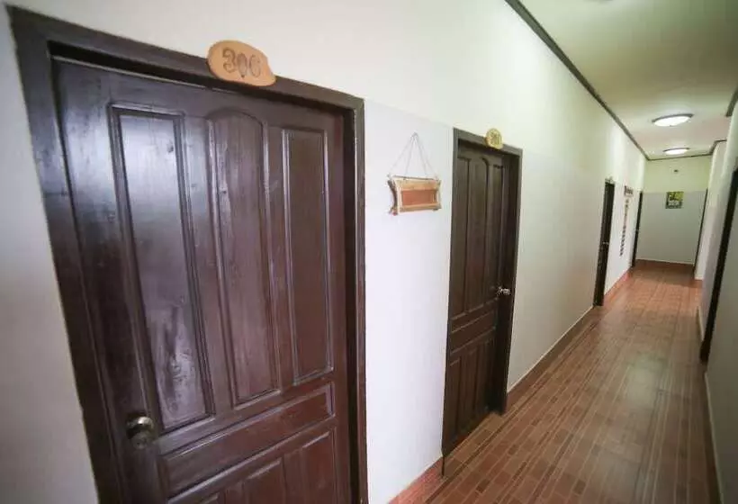 پانسیون Maylay Guesthouse