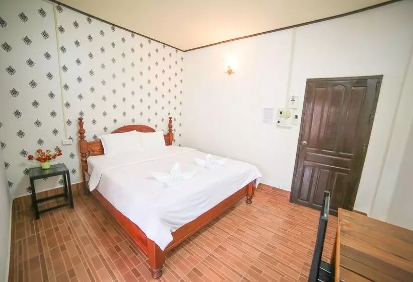 پانسیون Maylay Guesthouse