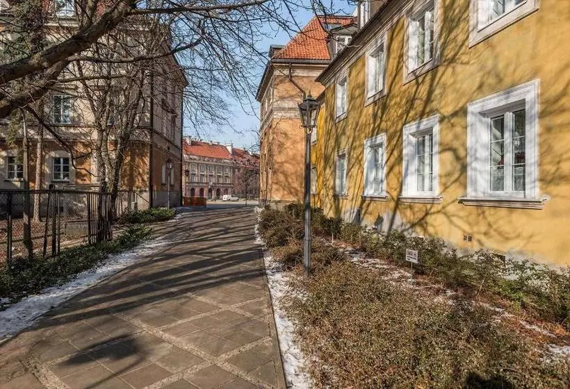 P&o Apartments Stara