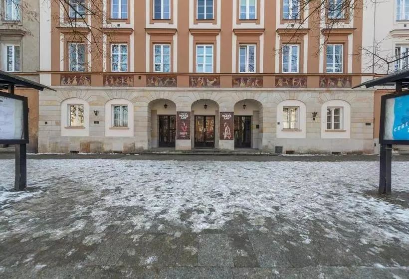 P&o Apartments Stara