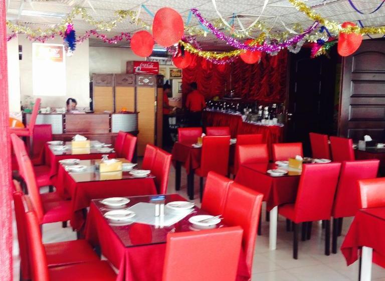 Royal Palace Apartment Previously Tulip Inn