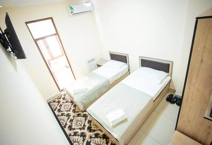 ホテル Tiny Art House Near Of Airaport