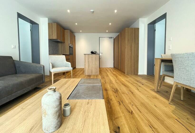 בית מלון כפרי Lms   La Maison Suisse   Döttingen