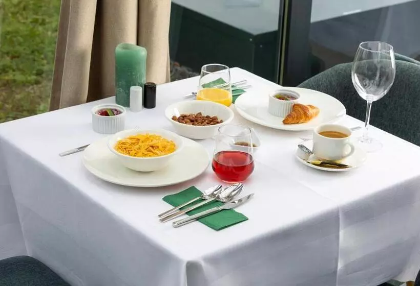 Hotelli Lms   La Maison Suisse   Döttingen