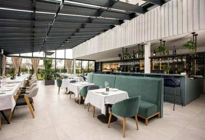 Hotelli Lms   La Maison Suisse   Döttingen