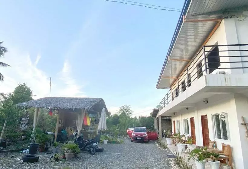 هاستل Coconut Inn Moalboal