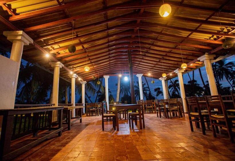 Отель Helios Beach Resort