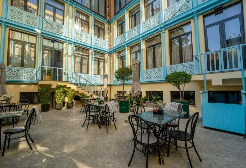 هتل Makmani Boutique