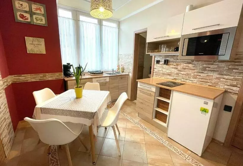 Majatalo Bellavista 2 Apartman