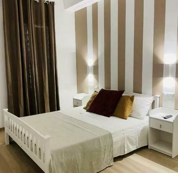 پانسیون La Titina Sella