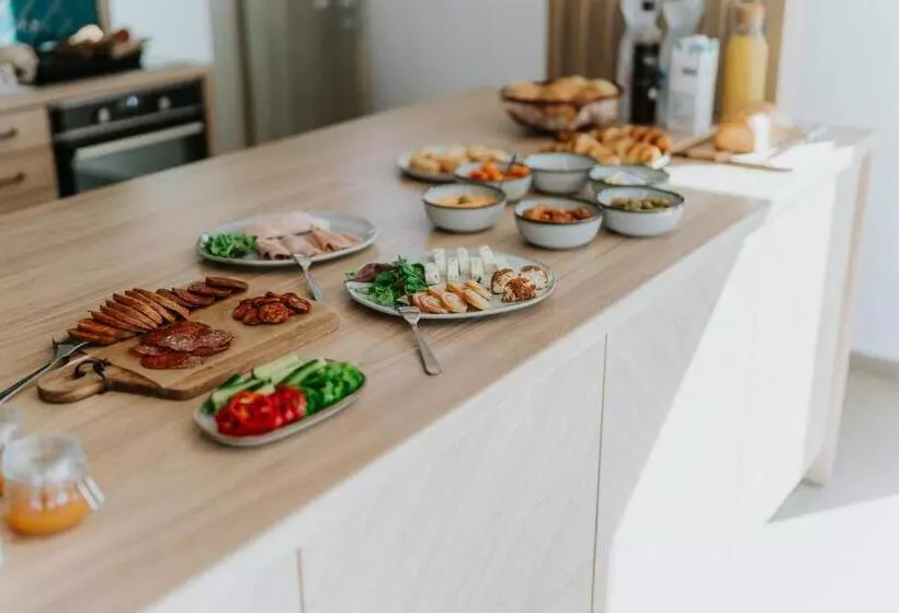 Aamiaismajoitus (B&B) Gyopár Lodge   Gyopárosfürdő