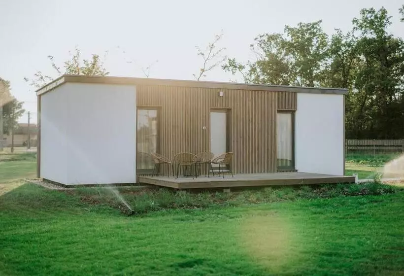 Aamiaismajoitus (B&B) Gyopár Lodge   Gyopárosfürdő