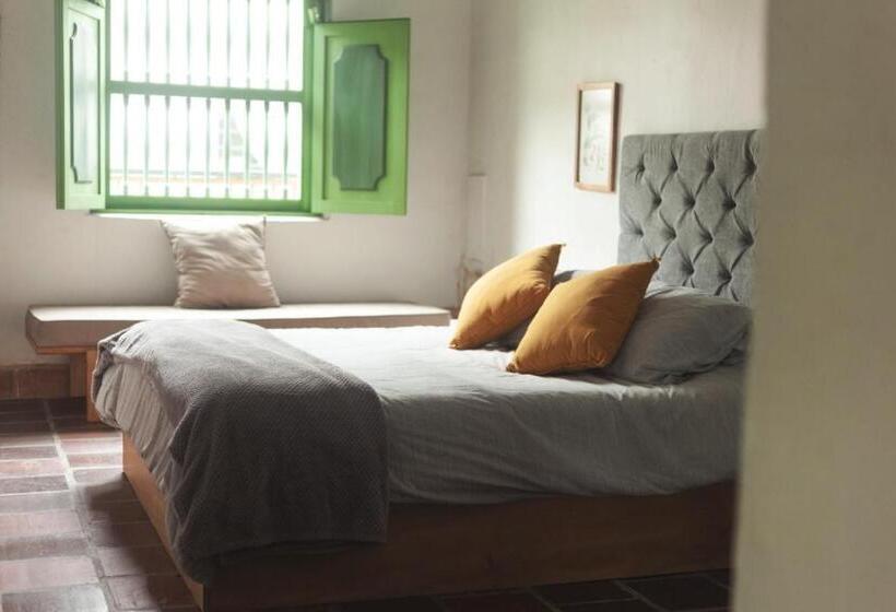 בית מלון כפרי La Liebre Bed And Breakfast