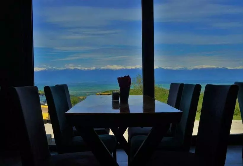 هتل Villaggio Mirzaani Resort