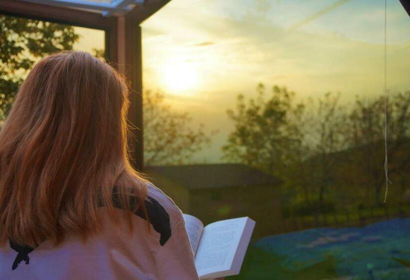 호텔 Villaggio Mirzaani Resort