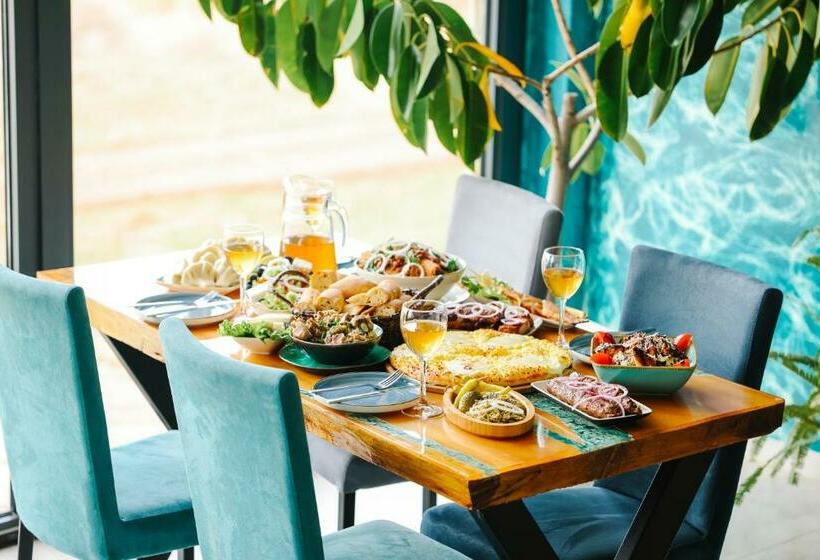 호텔 Villaggio Mirzaani Resort