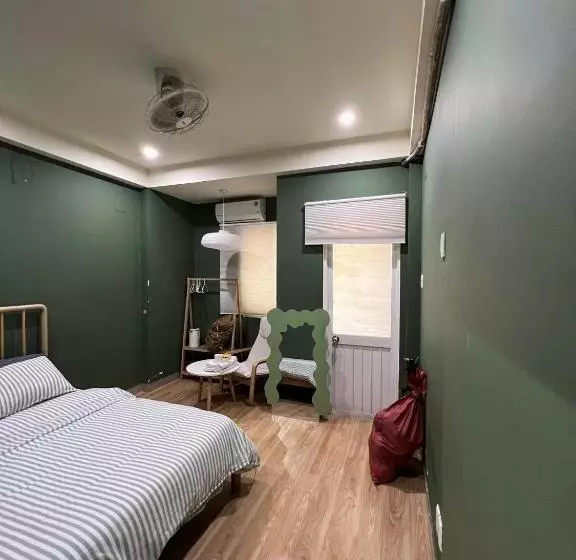 Meow Hotel & Cafe 2