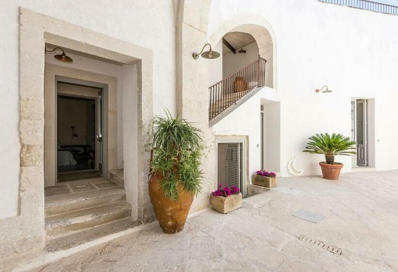 צימר Palazzo Angelica Luxury Retreat Otranto