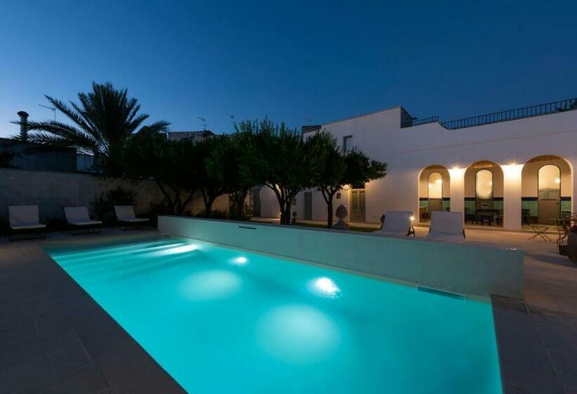 צימר Palazzo Angelica Luxury Retreat Otranto