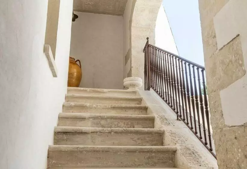 ベッドアンドブレックファースト Palazzo Angelica   Luxury Retreat Otranto