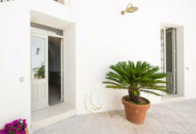 ベッドアンドブレックファースト Palazzo Angelica   Luxury Retreat Otranto