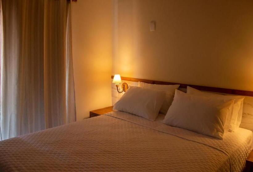 پانسیون La Coquille