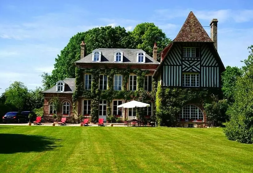 Aamiaismajoitus (B&B) Villa La Pas Parisienne
