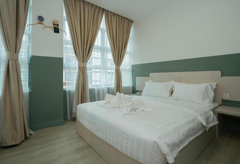 בית מלון כפרי All Are Welcome Lawas Boutique