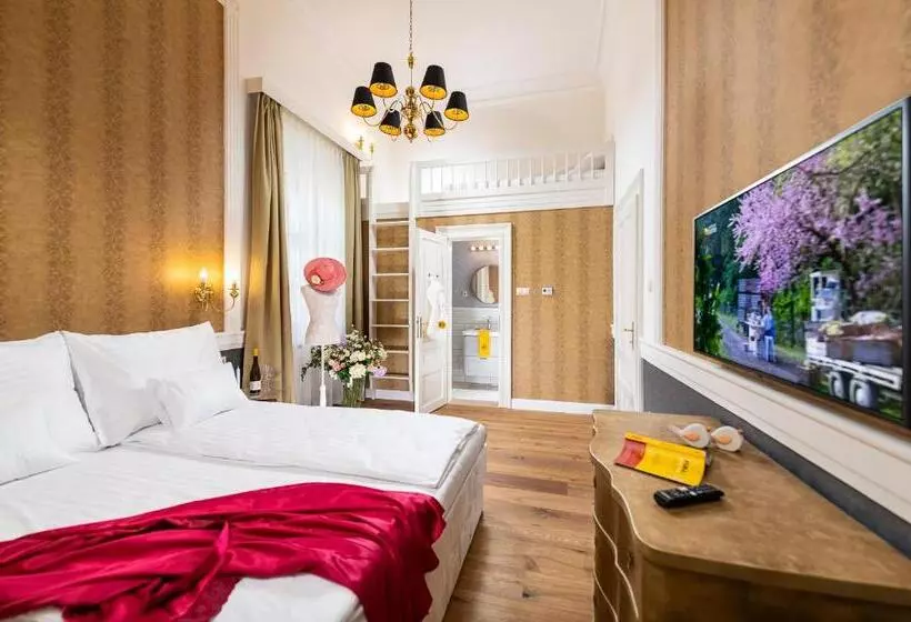 Hotelli Kincsem Kastély