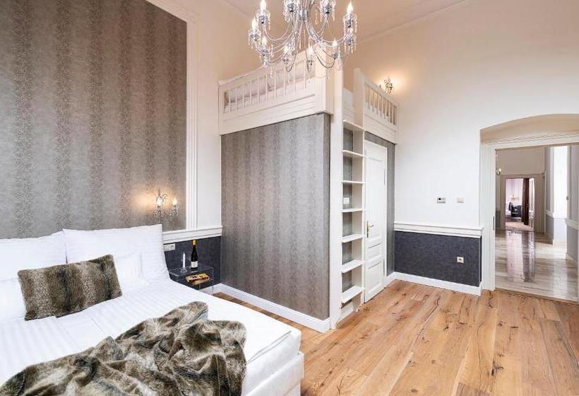 호텔 Kincsem Kastély