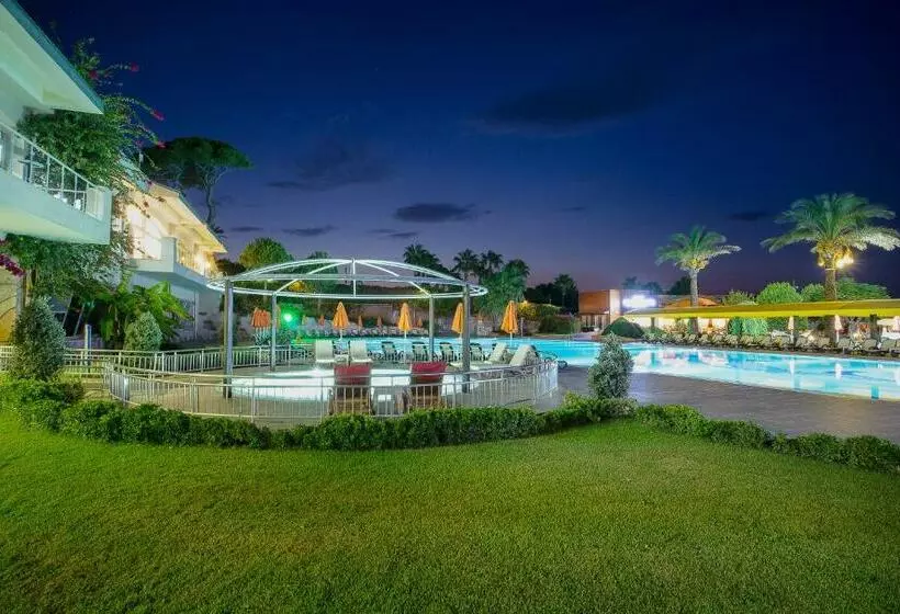 ホテル Medworld Health & Rehabilitation Center Pine Beach Belek
