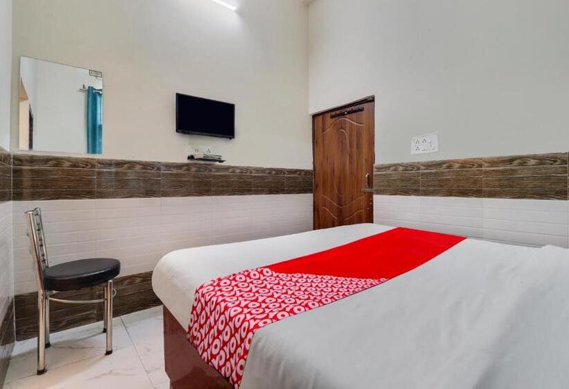 Hotel Oyo 85652  Tejas