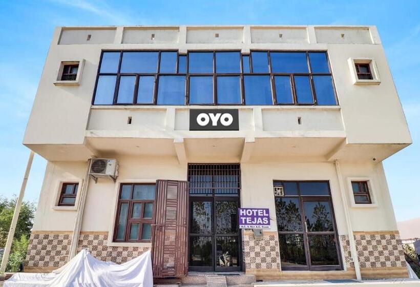 Hotel Oyo 85652  Tejas