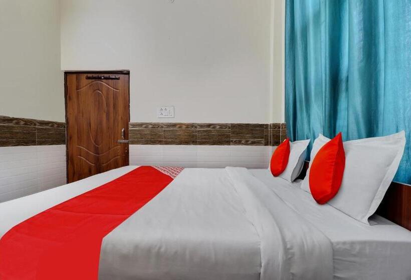 Hotel Oyo 85652  Tejas