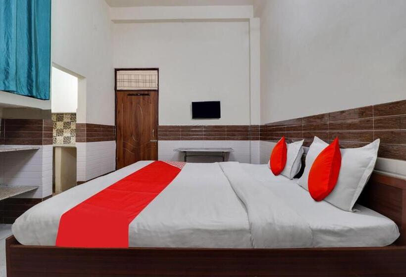 Hotel Oyo 85652  Tejas