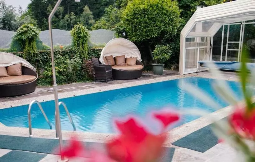 Hotelli Pension Sonnegg