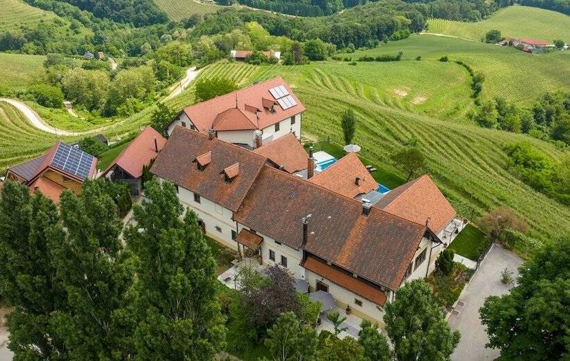 هتل Sibon Wine & Spa Resort Jeruzalem