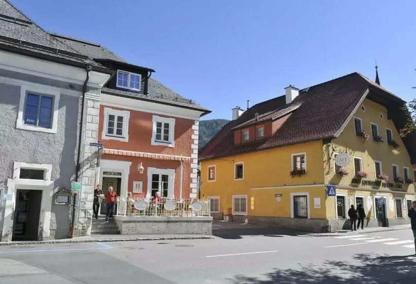 Pension Hochleitner Am Schloßpark