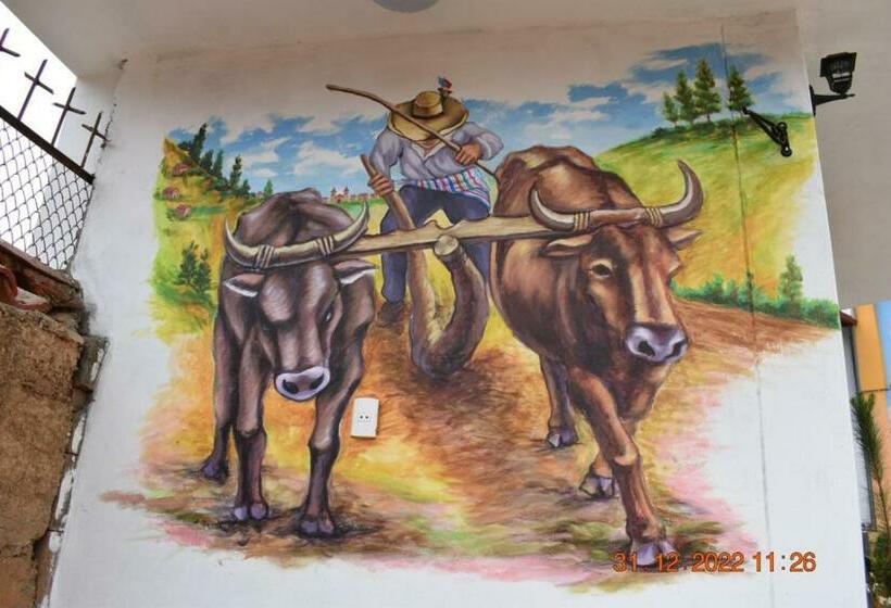 هاستل La Finca Tarma