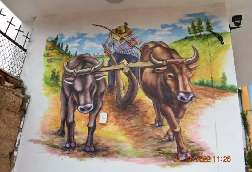 Retkeilymaja La Finca Tarma