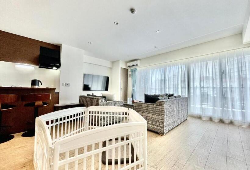 호텔 Coral Palace Onna By Sunset Avenue