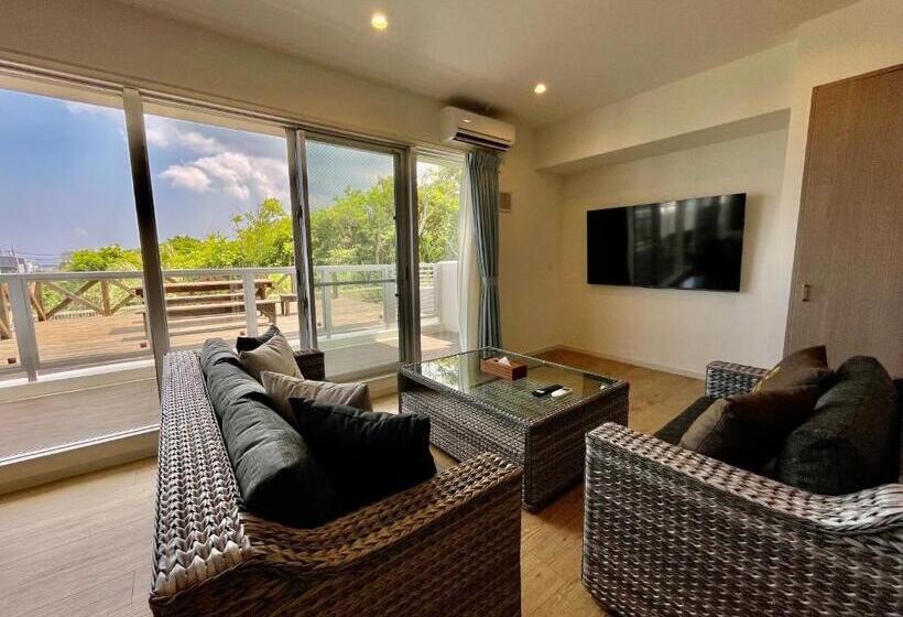 호텔 Coral Palace Onna By Sunset Avenue