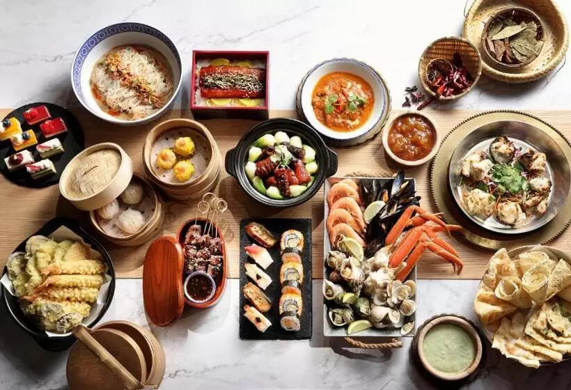 هتل Four Points By Sheraton Hong Kong, Tung Chung