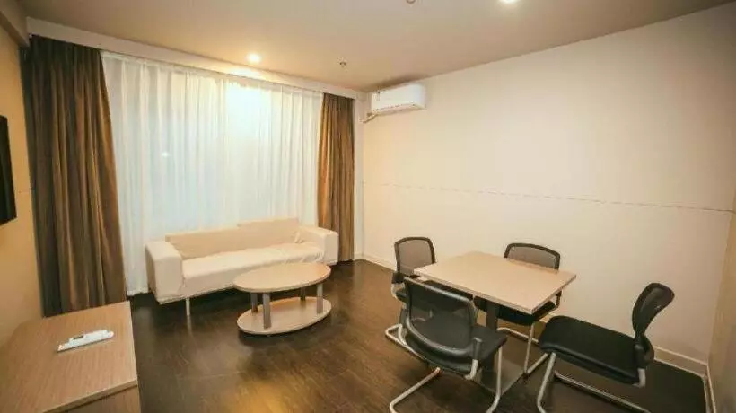 ホテル Jinjiang Inn Select Yangzhou Slender West Lake Dongguan Street