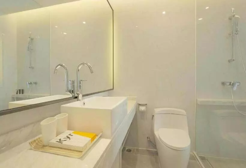 Kyriad Hotel Shenzhen Pingdi Low Carbon City