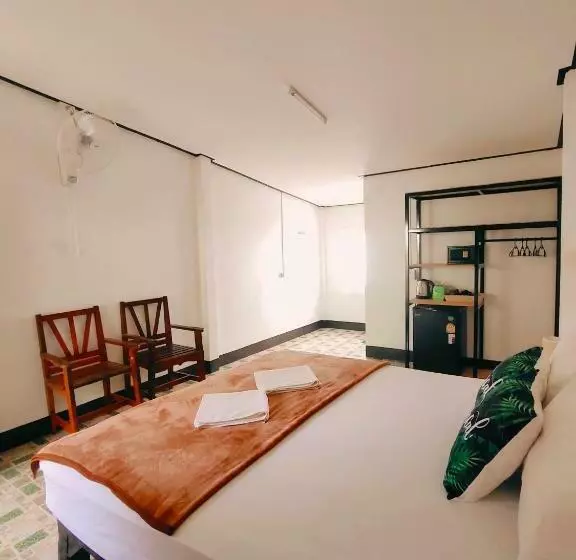 پانسیون Long Beach Simple House