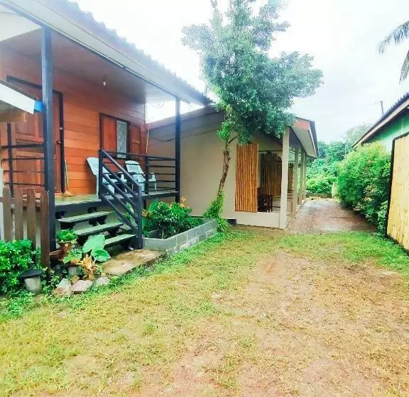 پانسیون Long Beach Simple House