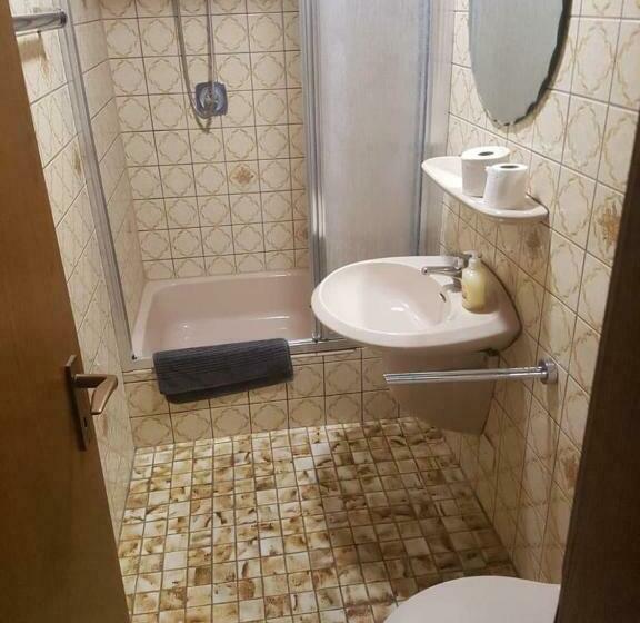 Pensió Monteurunterkunft Königstein